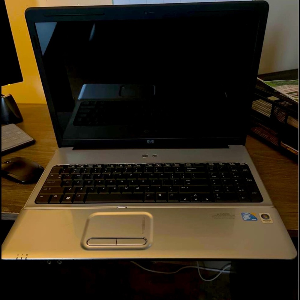 HP Laptop with a wireless keyboard